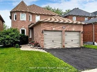 64 Larratt Ln, Richmond Hill, ON L4C 0E1