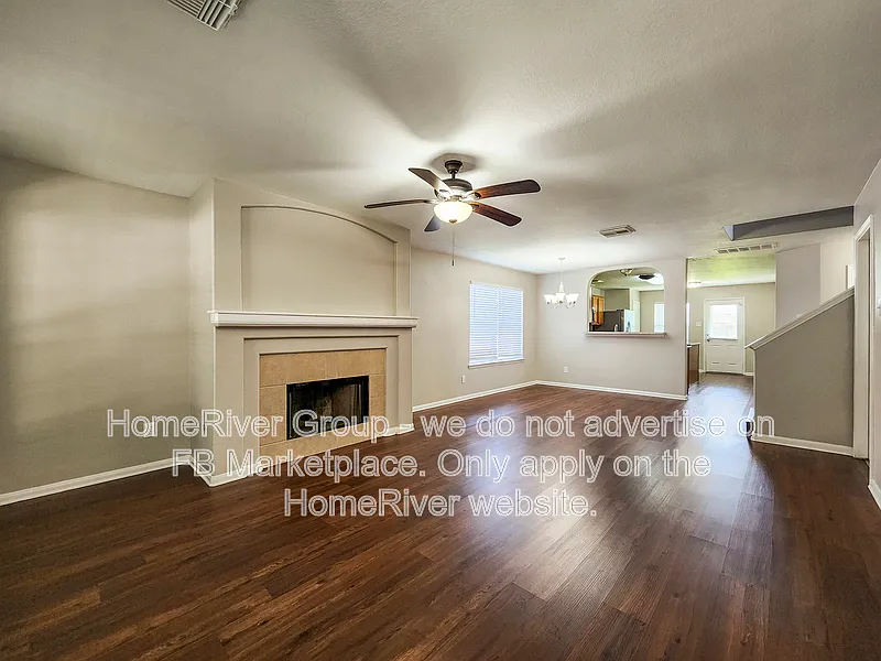 4 bed, 3.5 bath, 2760 sqft, $2,275 — Photo 3