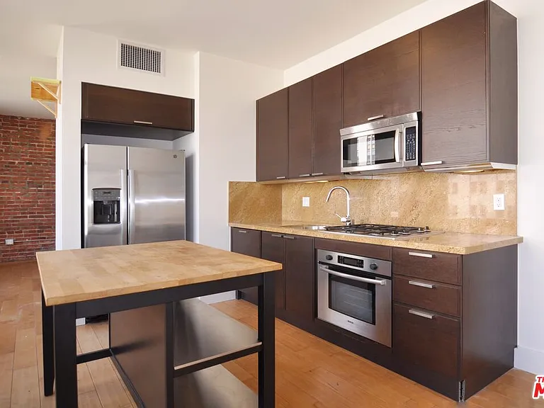 460 S Spring St #701 — Photo 8