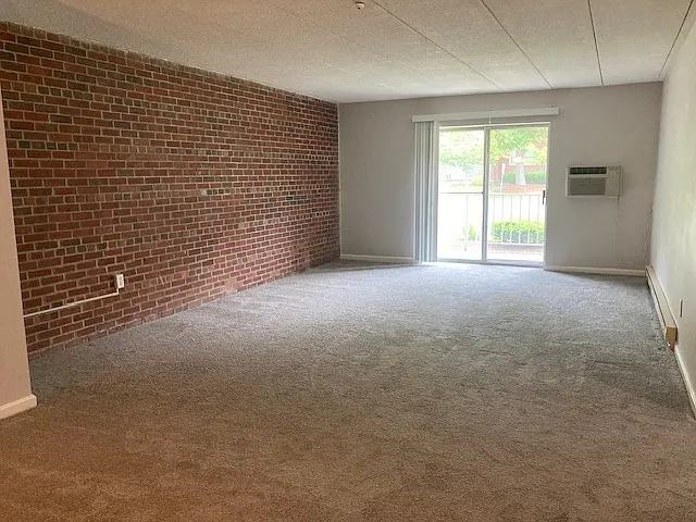 26 Greentree Ln #12 — Photo 7