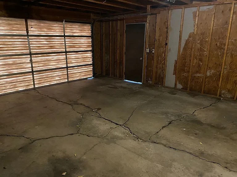 4PLEX-1919 Carol Dr — Photo 24