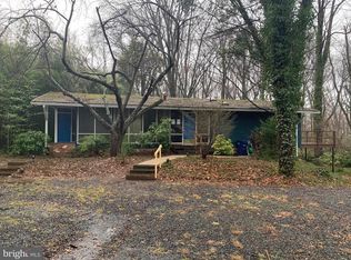 7504 Range Rd, Alexandria, VA 22306