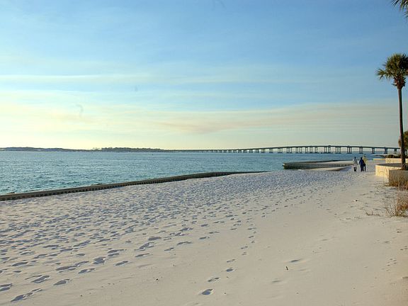 5th image of 150 Gulf Shore Dr Unit 404