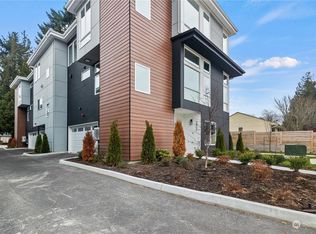 2800 NE 12th St, Renton, WA 98056