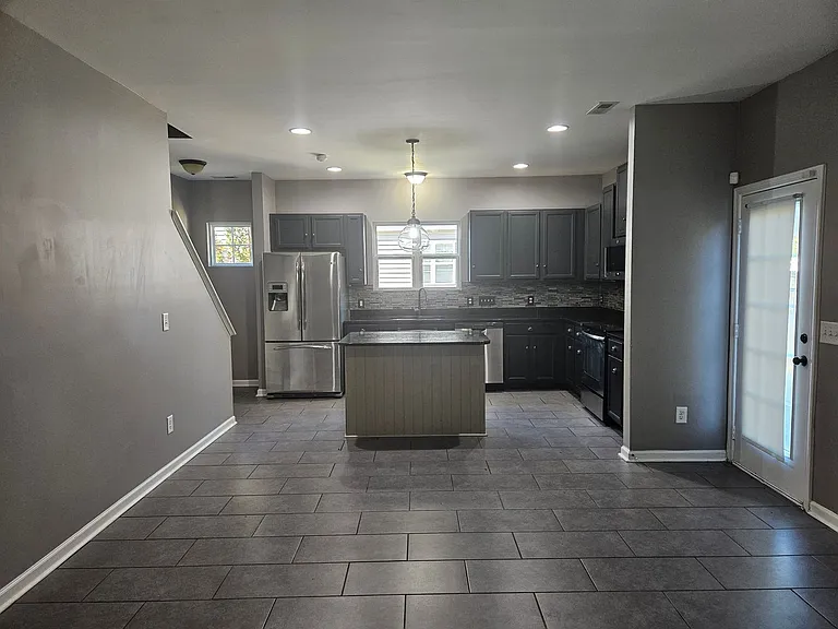 210 Long Pond Dr — Photo 5