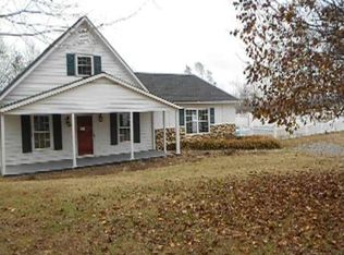 1110 Coon Rd, Pinnacle, NC 27043