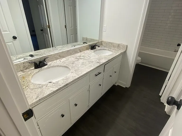 22-24 Sentry Oak Ct — Photo 10