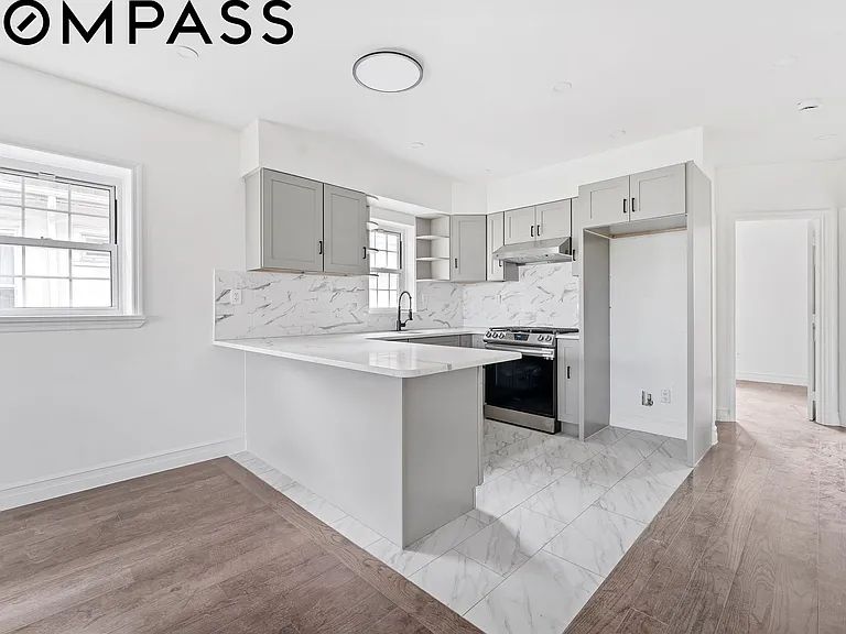 65 Bay 23rd St #2 — Photo 6