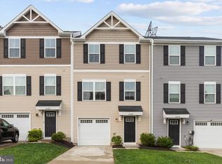 35166 Sara Ct, Locust Grove, VA 22508