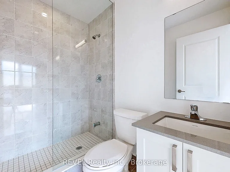 1063 Douglas McCurdy Cmn #602 — Photo 17