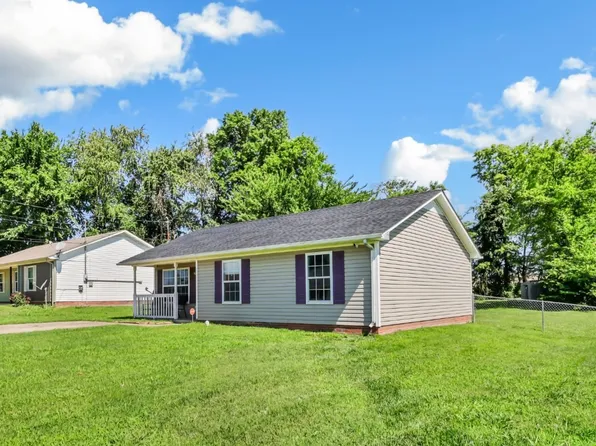 1645 Hannibal Dr, Oak Grove, KY 42262