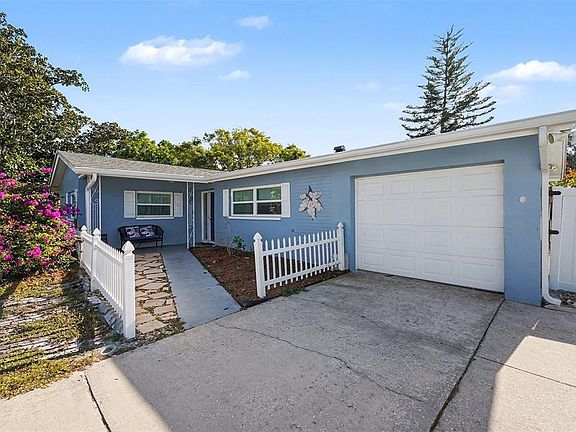 2nd image of 2111 Timber Ln