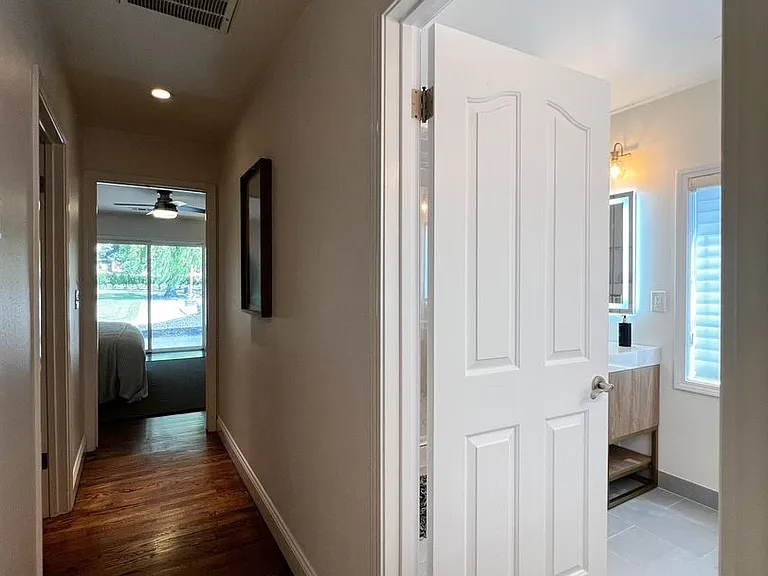 1022 Berry Ln — Photo 38
