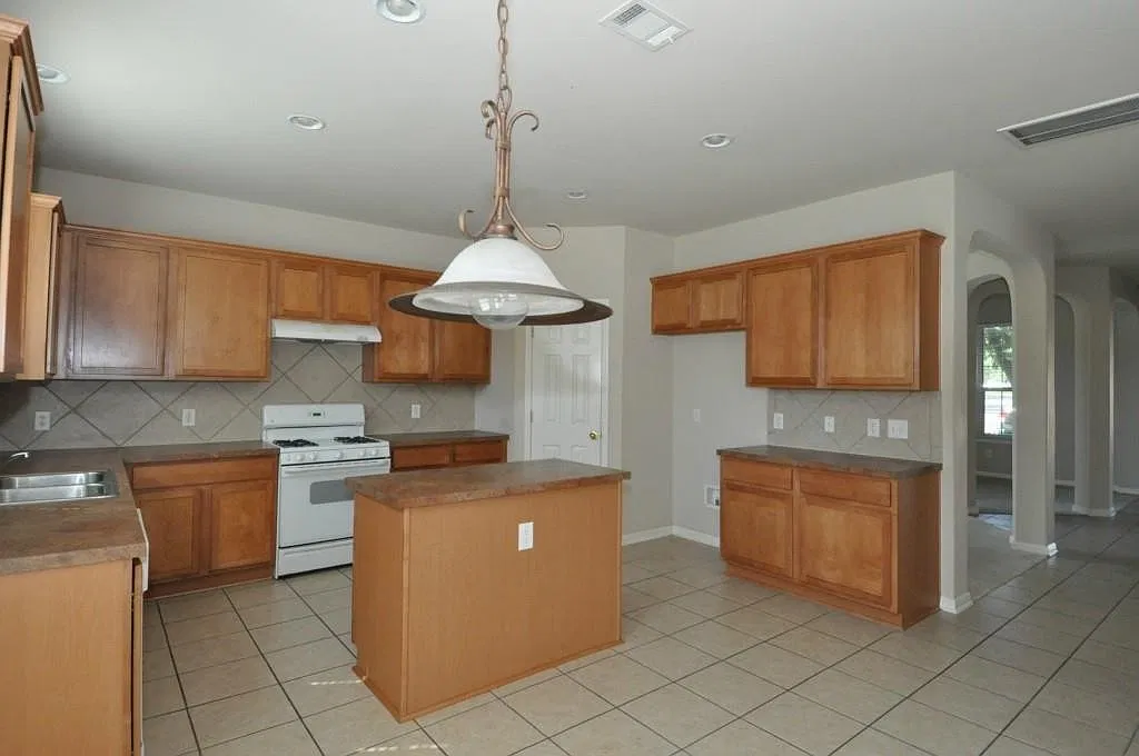Beautiful Lakeline Ranch home! — Photo 3