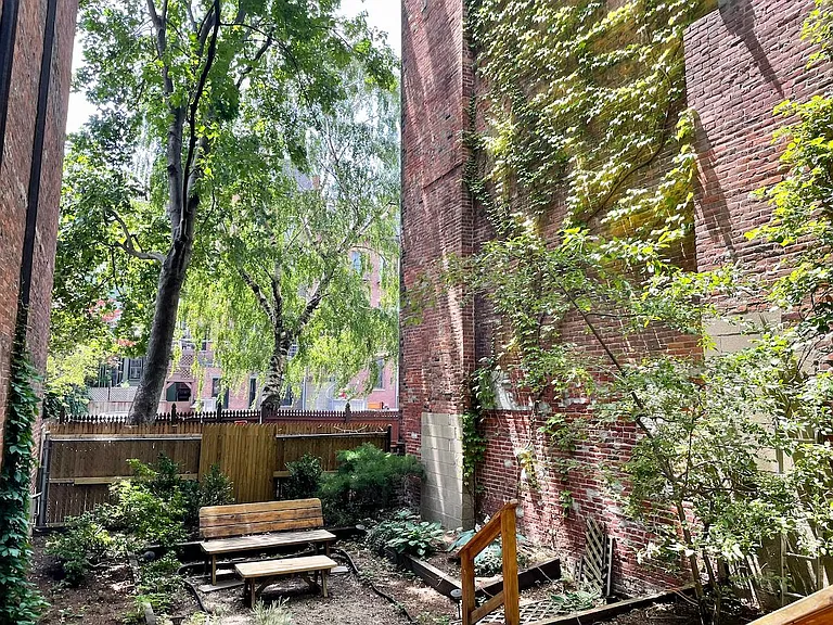 70 Rutland St #3 — Photo 18