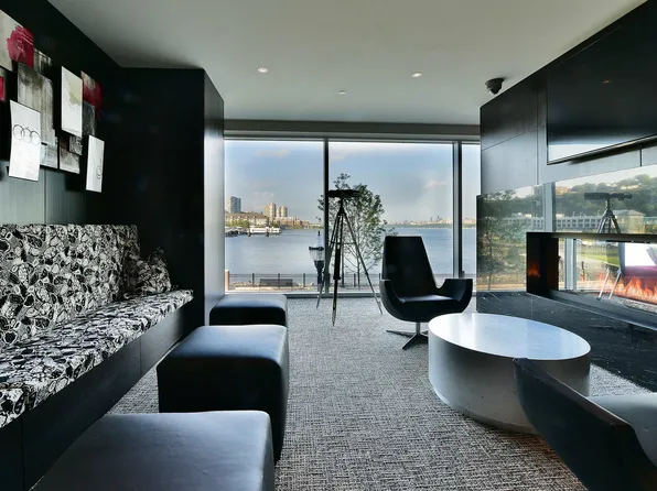 1000 Avenue At Port Imperial image 25 of 32