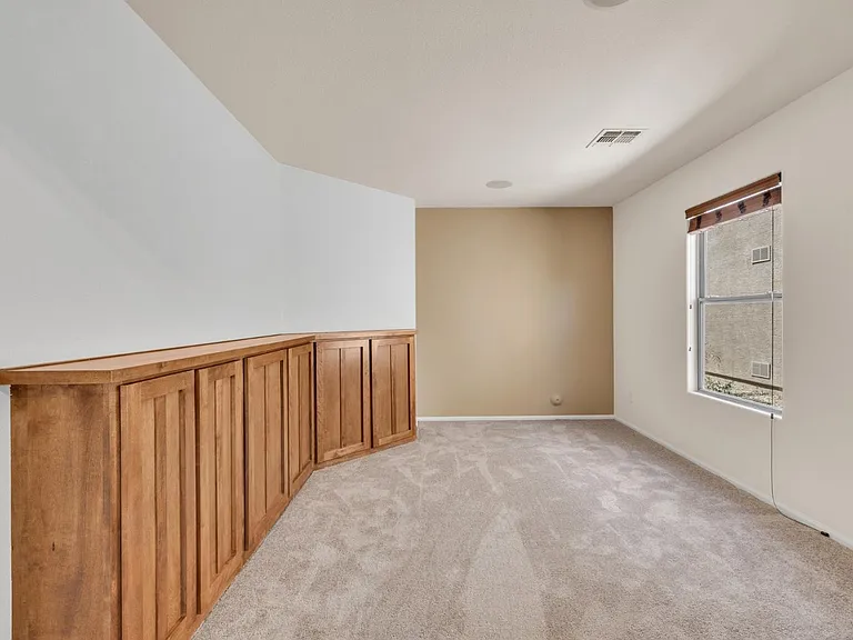 42780 W Sunland Dr — Photo 9