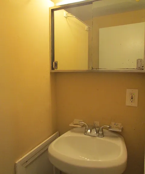 2407 State St #B — Photo 10