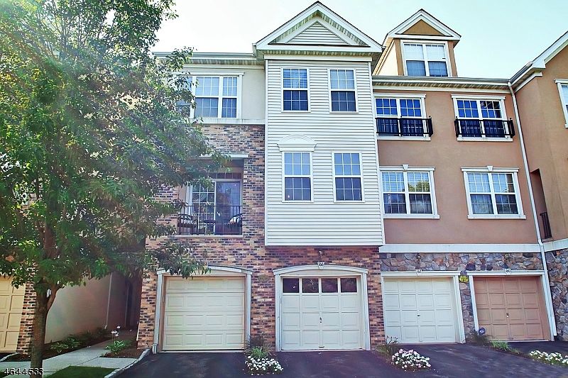 1st image of 164 Winchester Ct
