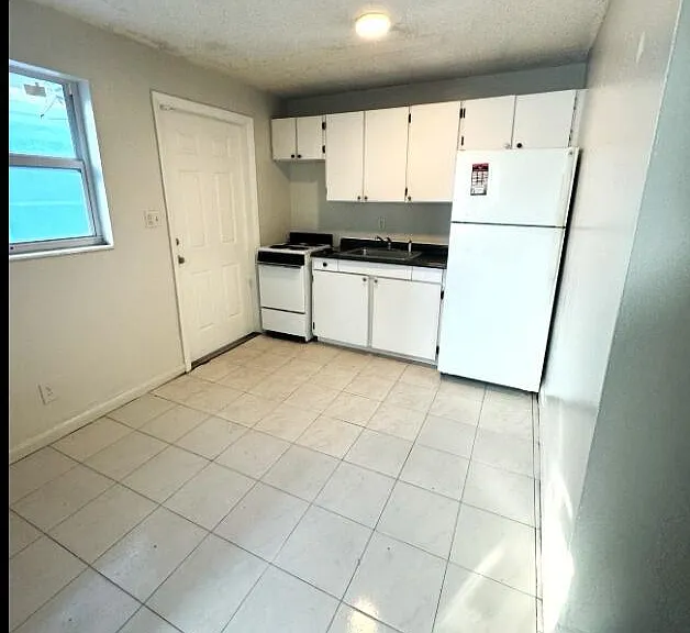 720 NW 6th Ave #5 — Photo 2
