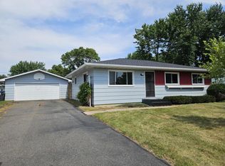 211 W 28th St, Marshfield, WI 54449