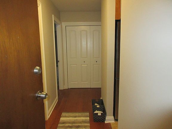 3rd image of 743 E Fullerton Ave APT 110