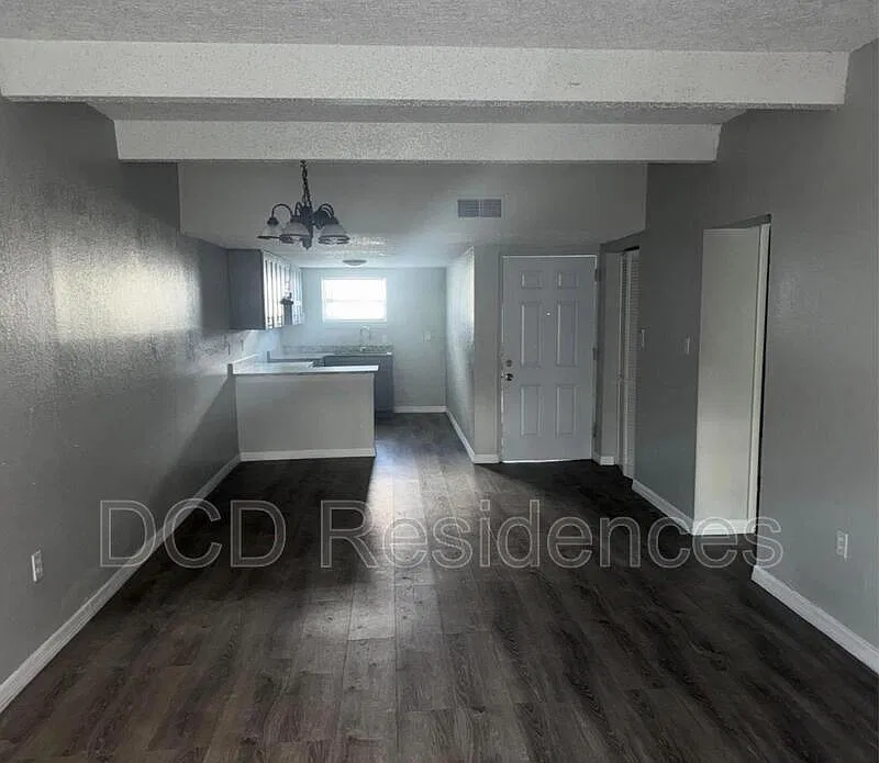 1 bed, 1.0 bath, 830 sqft, $1,475 — Photo 3