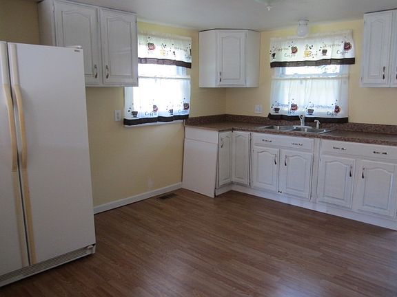 4th image of 29645 San Lucia Dr