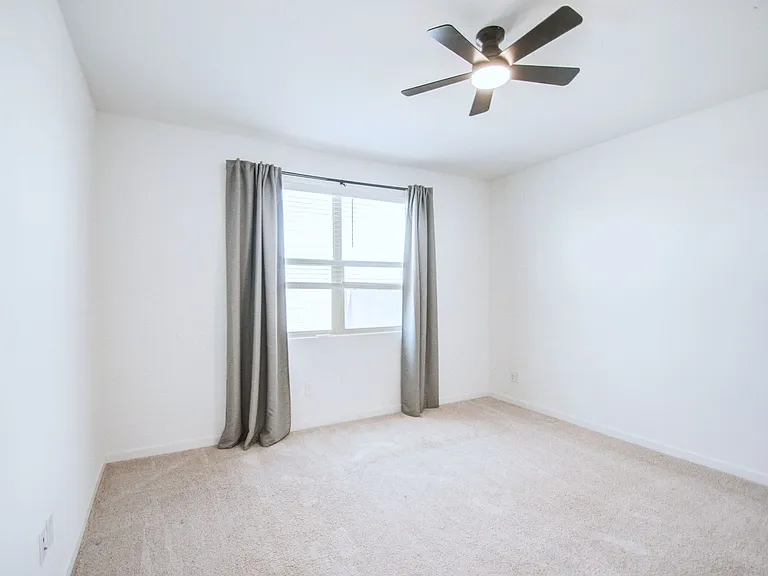 21765 N Rummler Ln — Photo 32