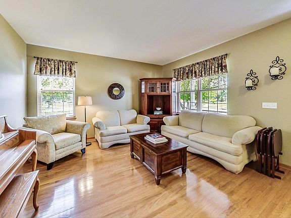 4th image of 11436 S Central Park Blvd