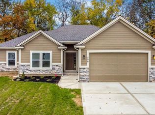 206 S Marimack Ct, Kearney, MO 64040