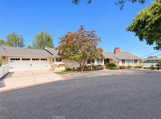 4737 Abargo St, Woodland Hills, CA 91364