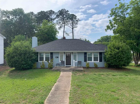 900 S Limestone St, Gaffney, SC 29340