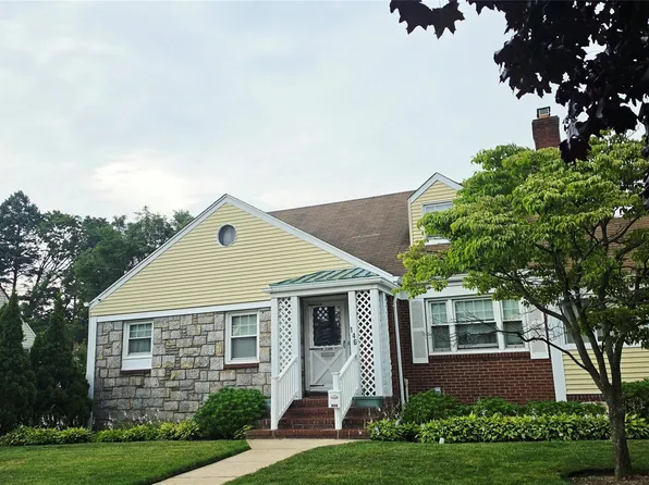 146 Lincoln Road, Hempstead, NY 11550