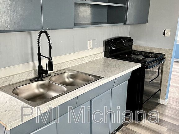 5th image of 1909 Swygart Ave