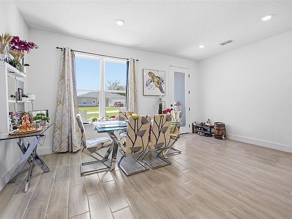 5th image of 4411 SW 132nd Pl