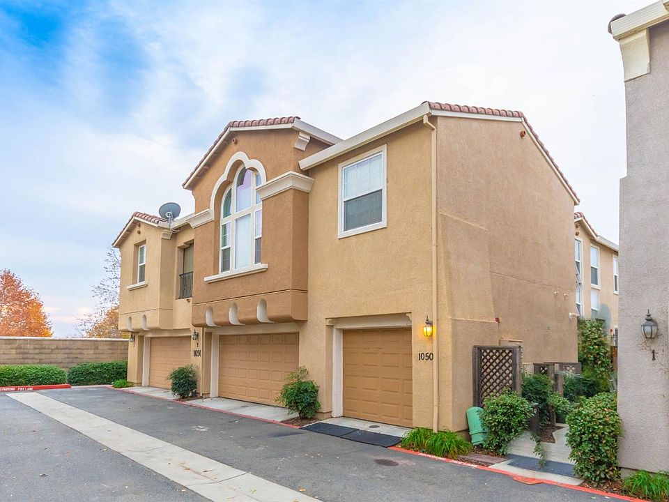 1st image of 1050 Sierra View Cir Unit 2