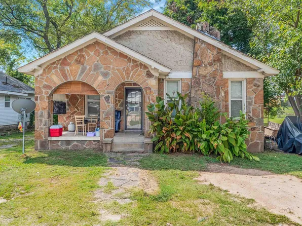 1711 N Poplar St, North Little Rock, AR 72114