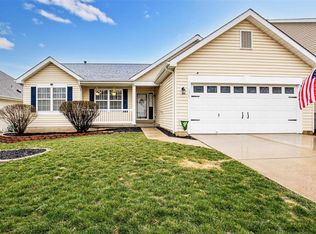 196 Roxbury Dr, O'Fallon, MO 63366