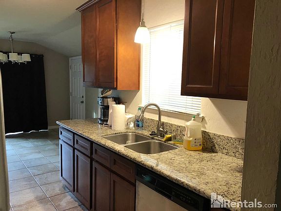 4th image of 2932 Mills Park Dr