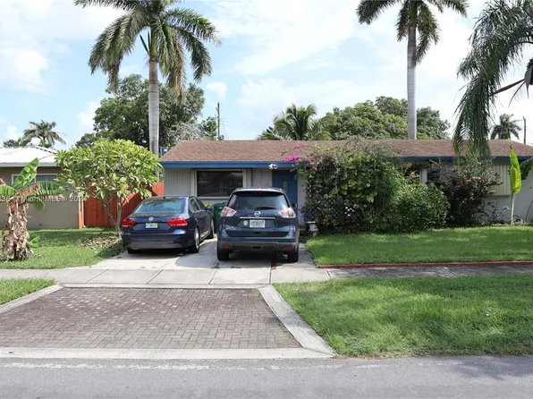 118 NE 1st Ct, Dania Beach, FL 33004