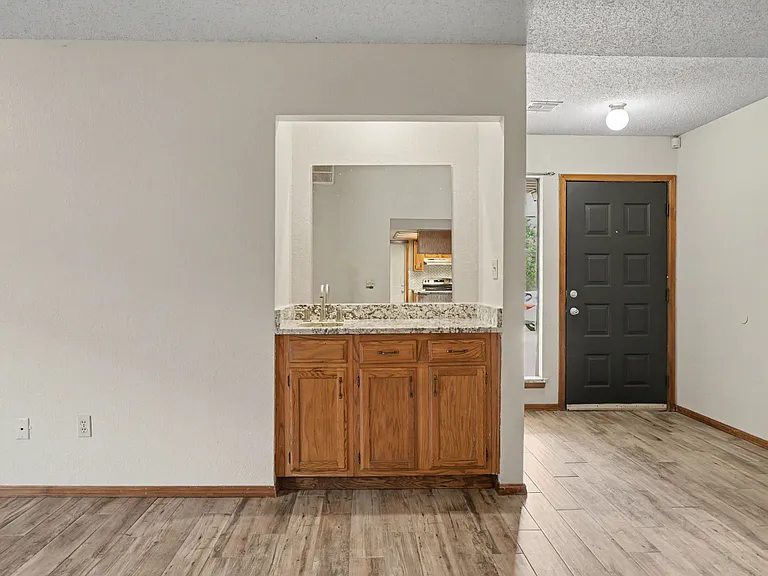 505 NW 137th St — Photo 12