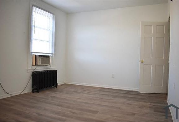 5th image of 6031 Market St #2RF