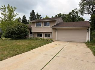 3090 Ripple Way, White Lake, MI 48383