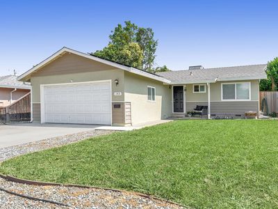 143 W Woodland Ave, Woodland, CA, 95695