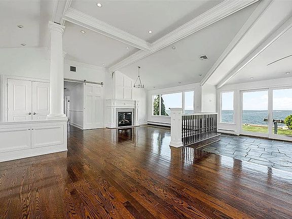 5th image of 65 Fairwater Ave