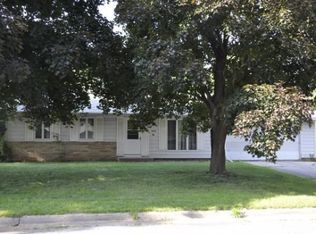 1055 Green St, Onalaska, WI 54650