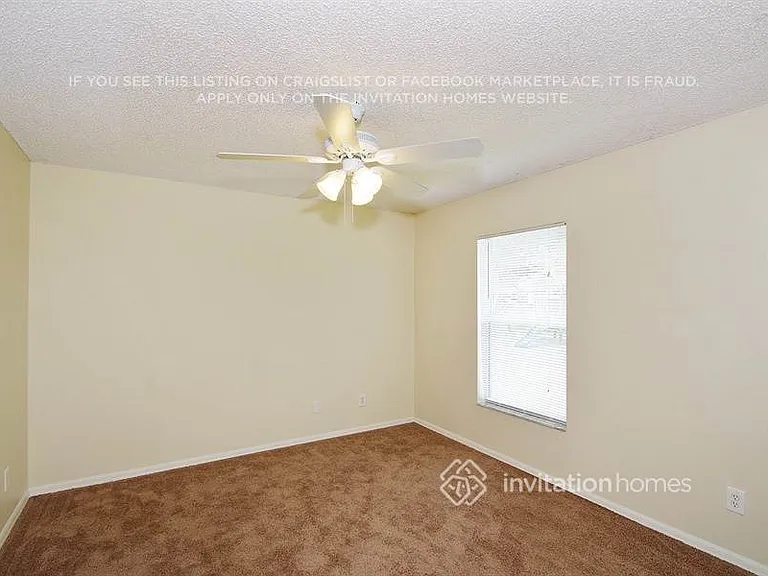 3009 Tropical Cir SE — Photo 7
