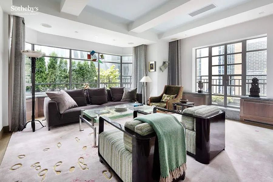 1st image of 45 W 54th St Penthouse A