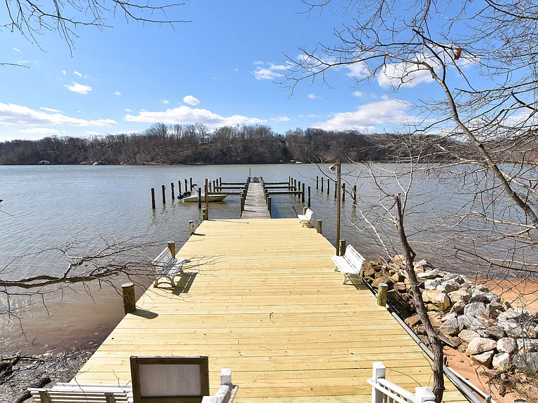 942 Ships Bell Ct — Photo 26